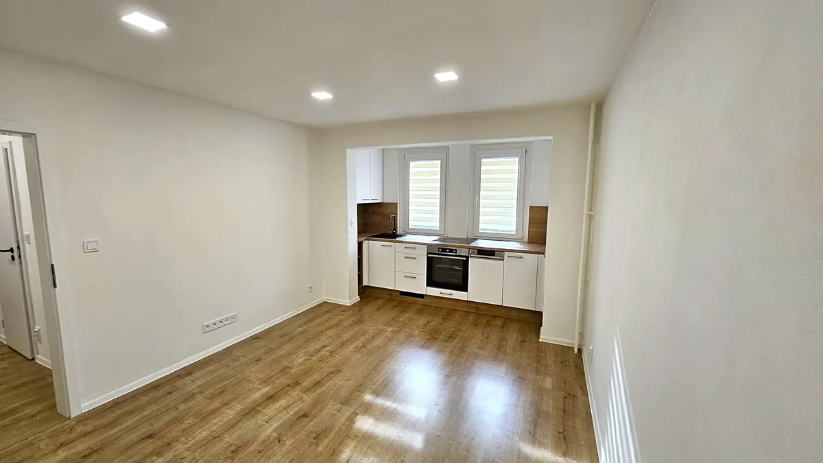 Pronájem bytu 2+kk 30 m²